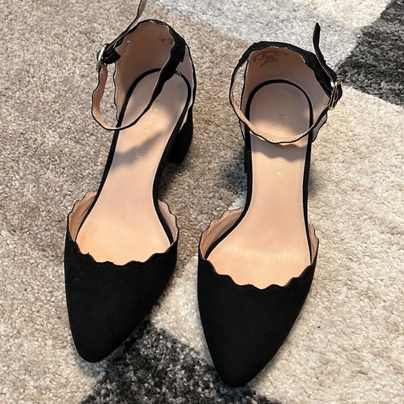 Metaphor scalloped ankle-strap heels, black, size 7 GUC! - Picture 2 of 5